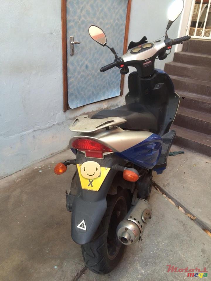 2012' Zhixi Shilli photo #2