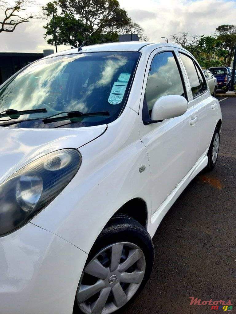 2005' Nissan March photo #2