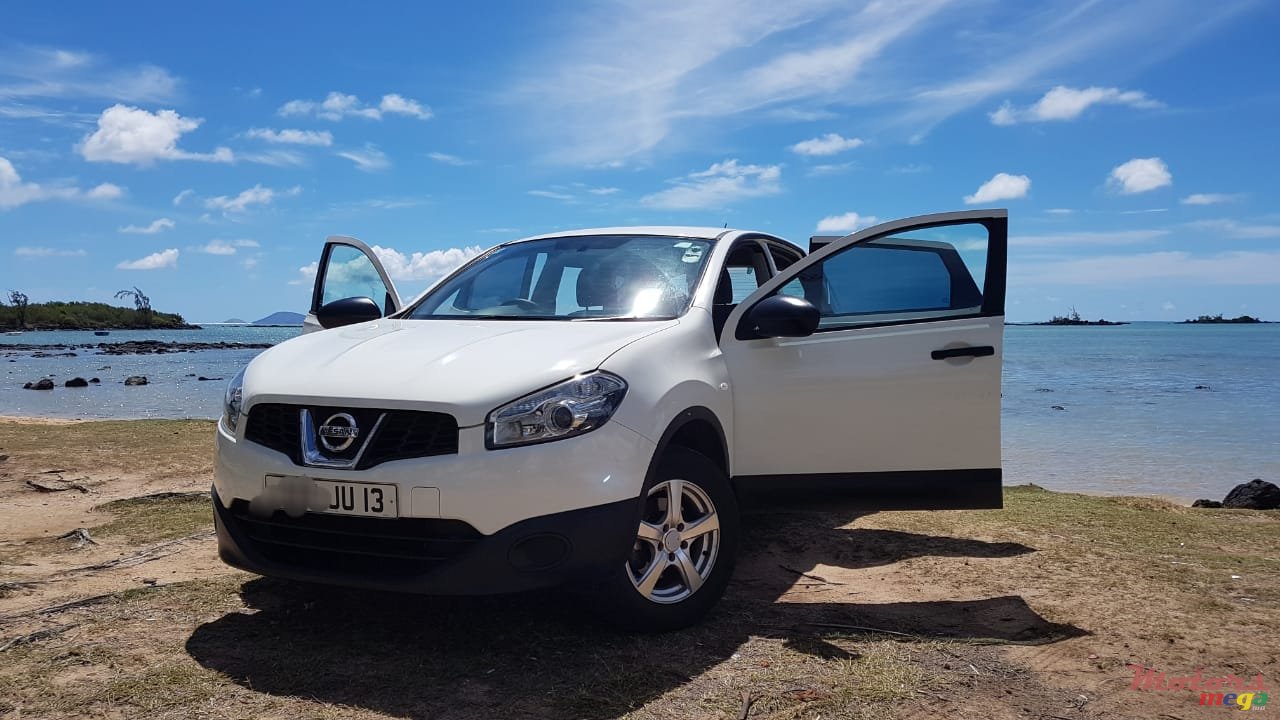 2013' Nissan Qashqai photo #4