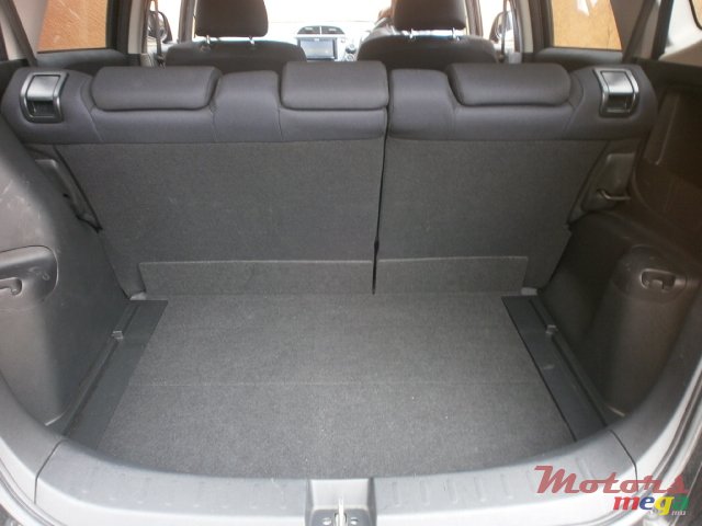 2013' Honda Fit Aria fit photo #4
