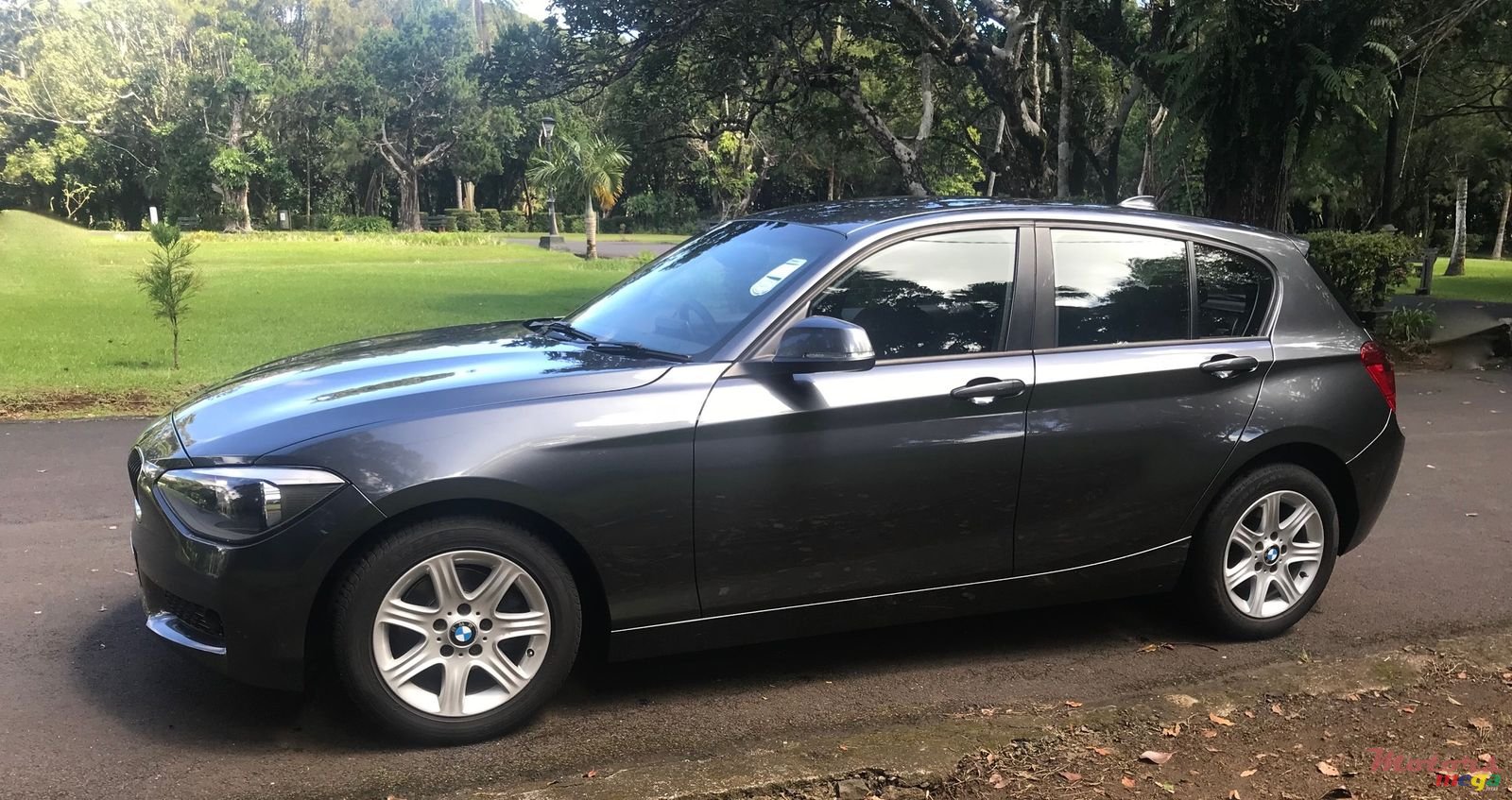 2011' BMW 116 photo #3