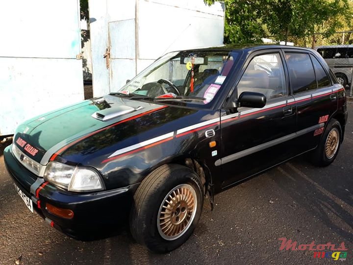 1994' Daihatsu Charade 1000 photo #6