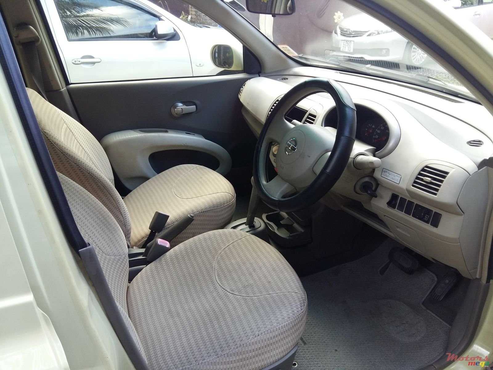 2005' Nissan March photo #5