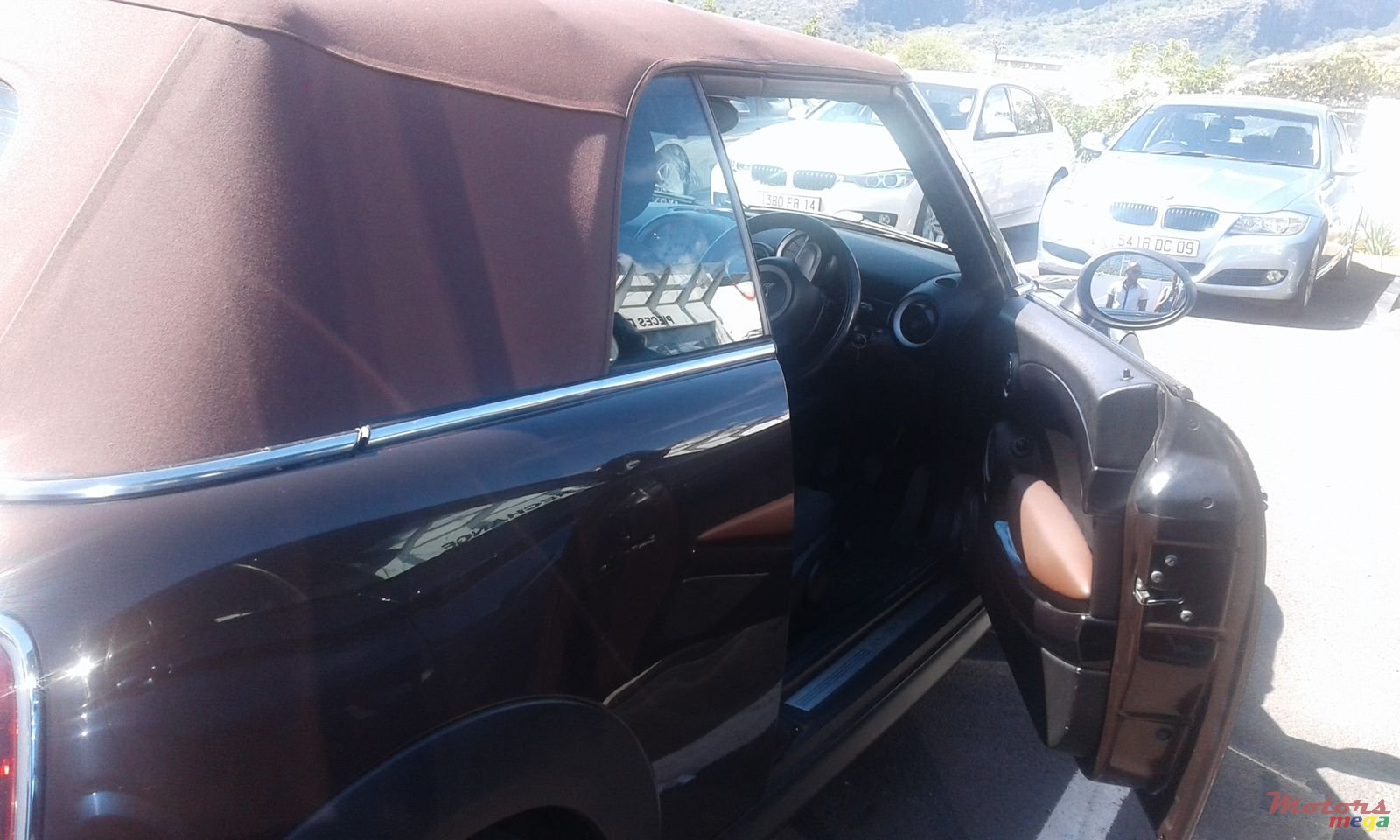 2010' MINI Cooper photo #4