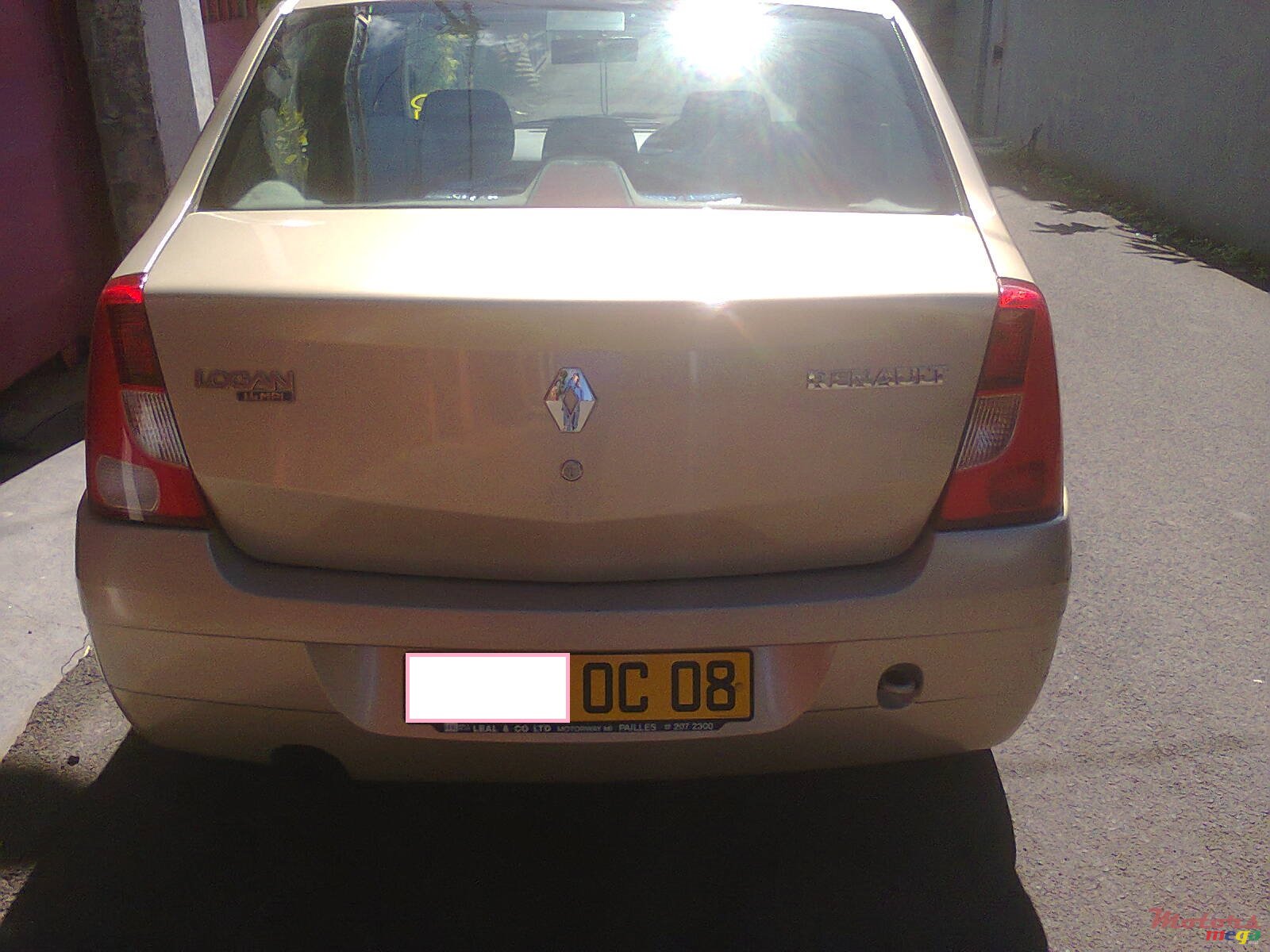 2008' Renault Logan photo #3