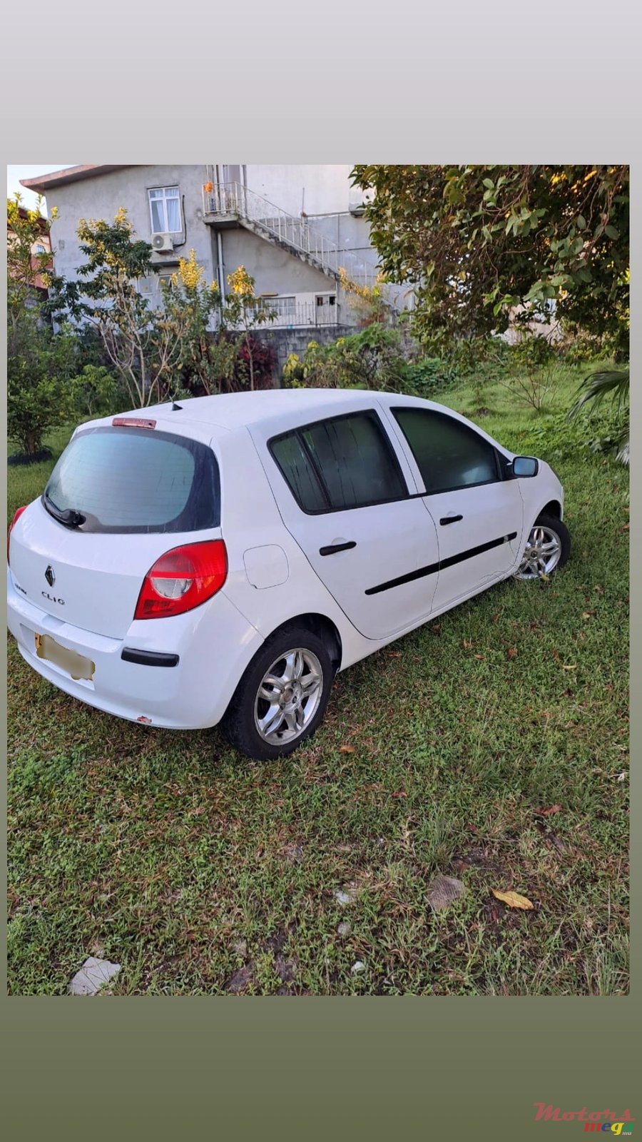 2006' Renault Clio photo #2