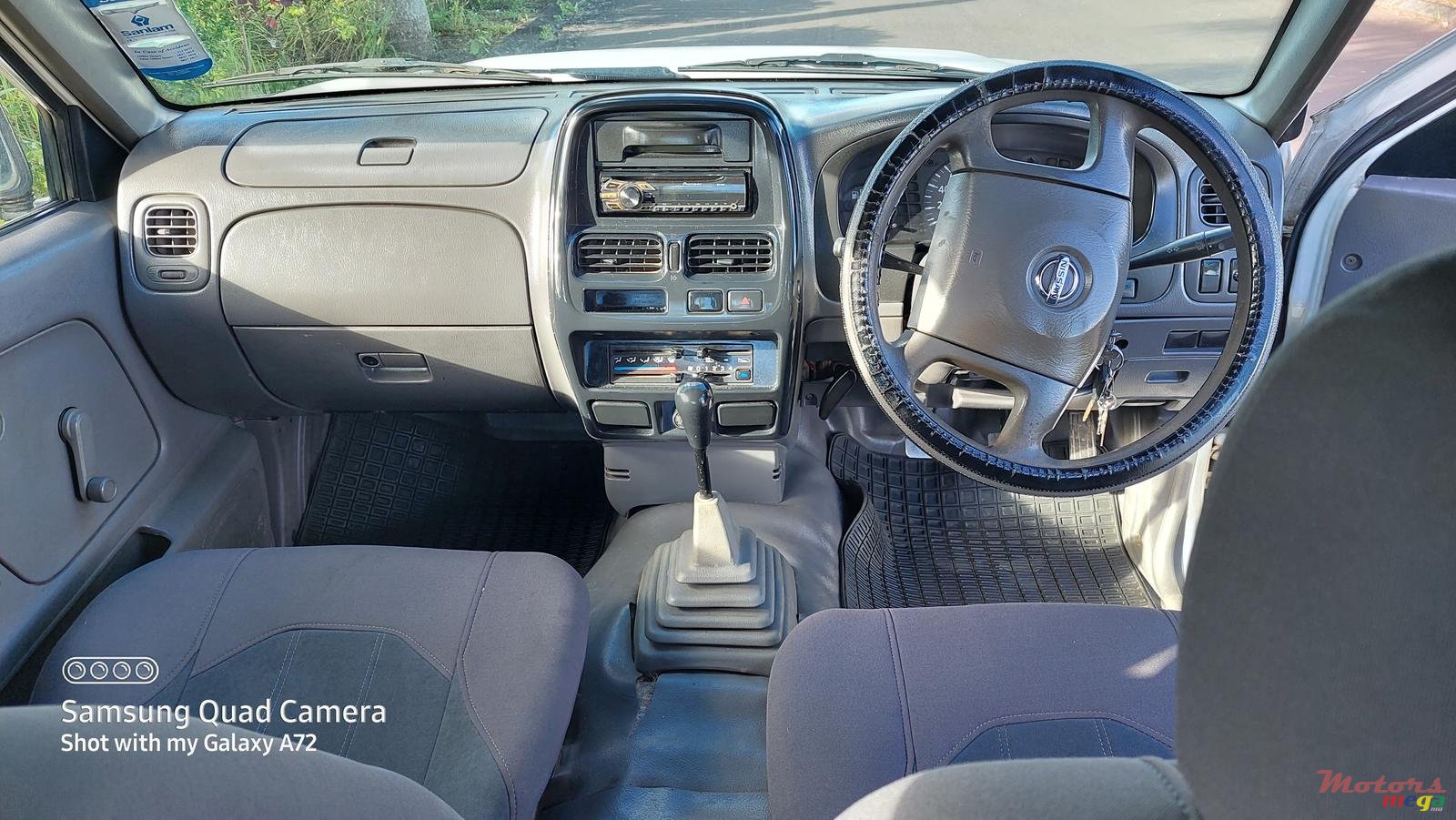 2008' Nissan Navara photo #5