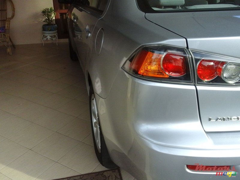 2010' Mitsubishi Lancer photo #1