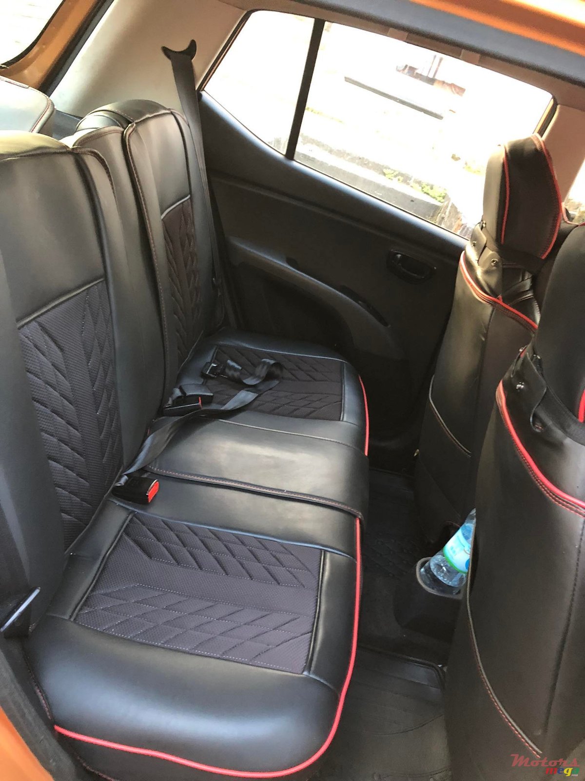 2015' Perodua i10 photo #4