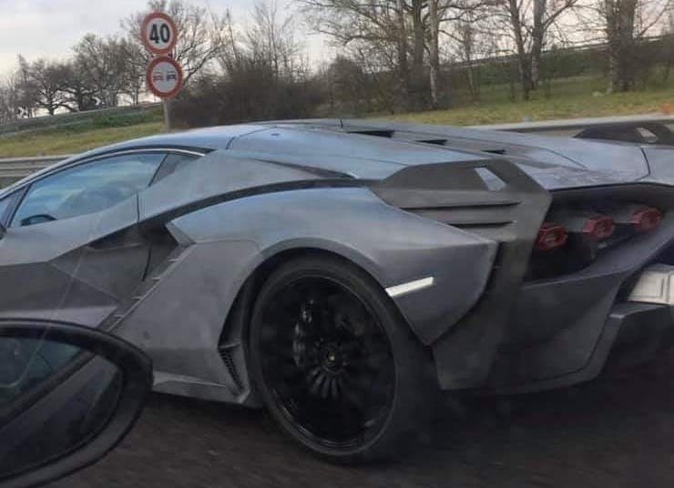 Lamborghini Sian Spotted in the Wild, Looks Like a Batmobile