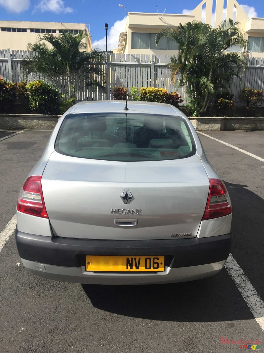 2006' Renault photo #5