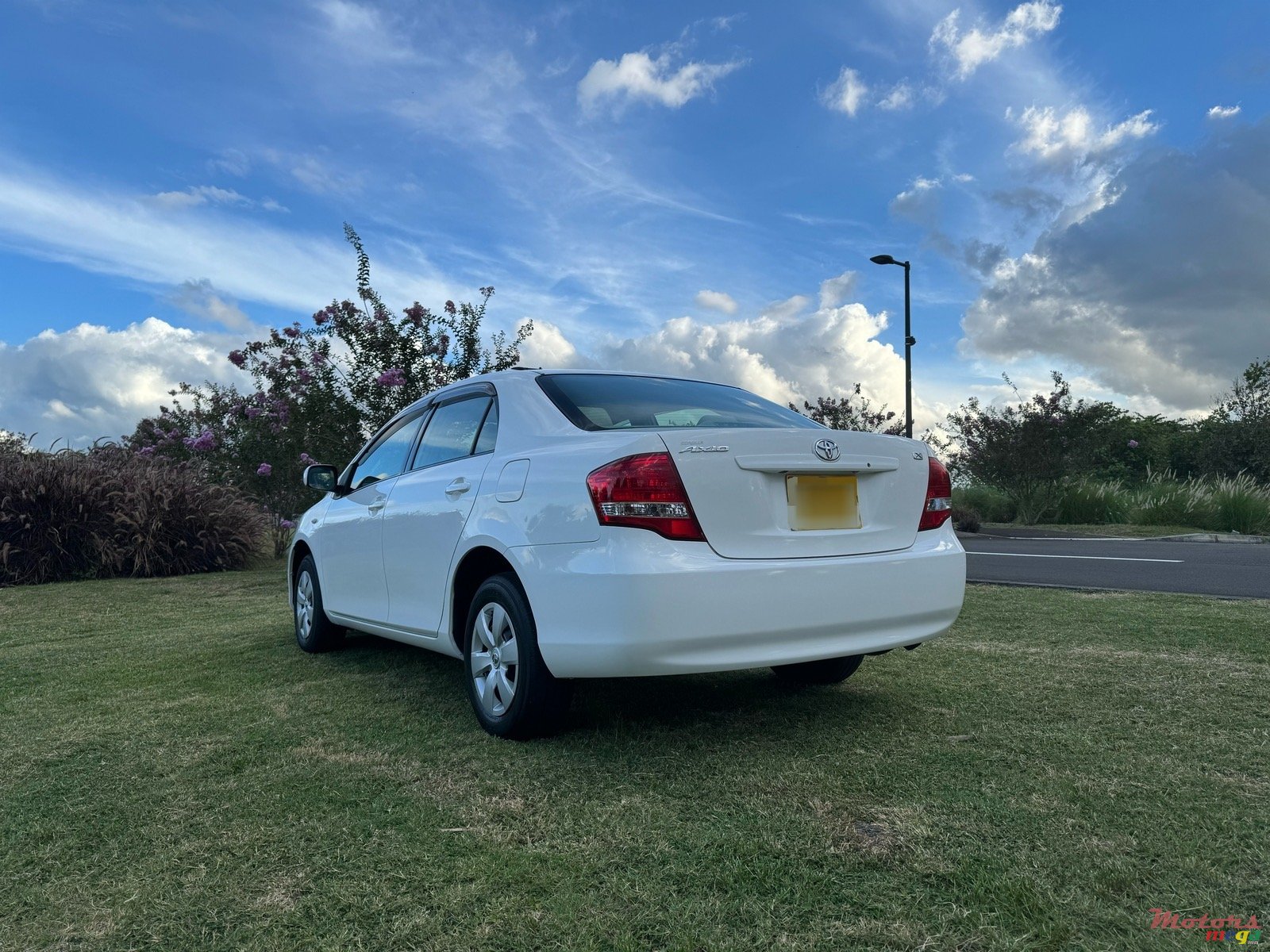 2010' Toyota Axio photo #4