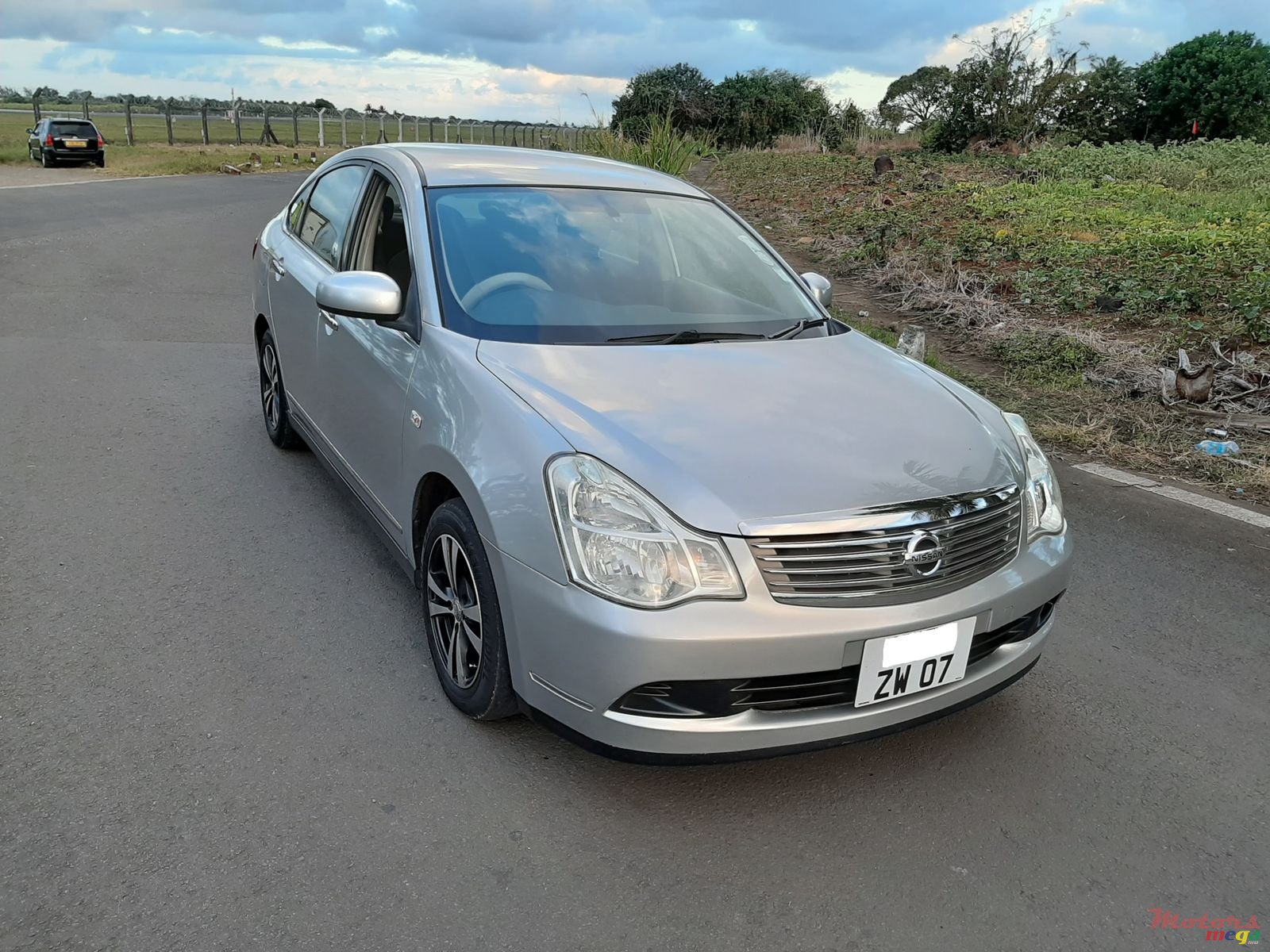 2007' Nissan Bluebird photo #4