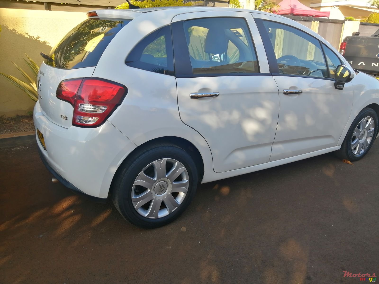 2014' Citroen C3 photo #2