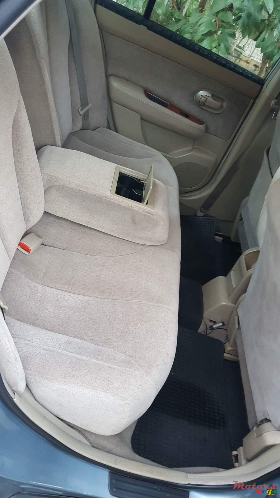 2005' Nissan Tiida photo #4