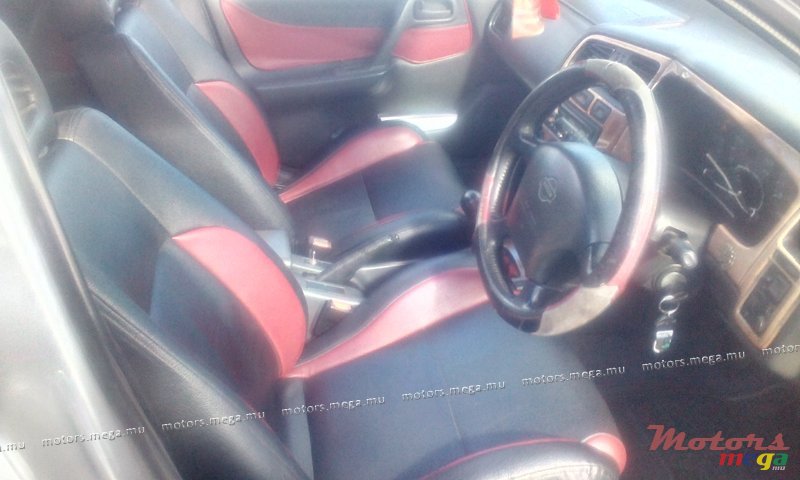 1998' Nissan photo #2