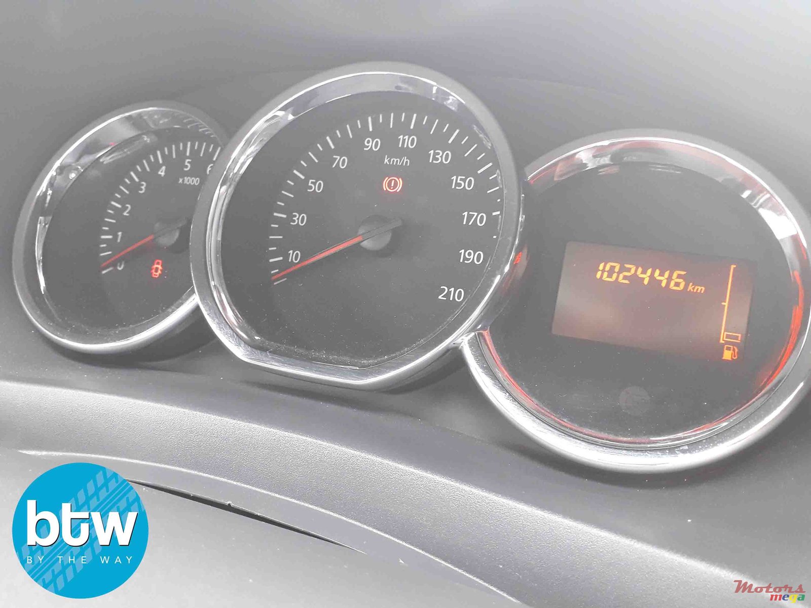 2014' Renault Sandero Turbo photo #7