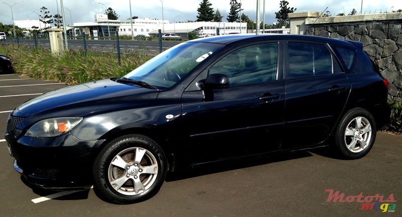 2005' Mazda 3 photo #3