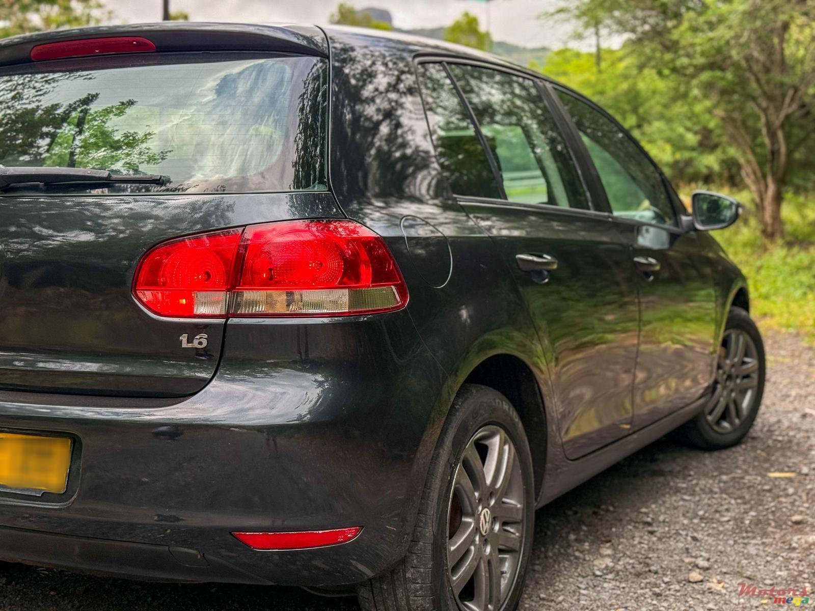 2009' Volkswagen Golf Mk6 photo #3