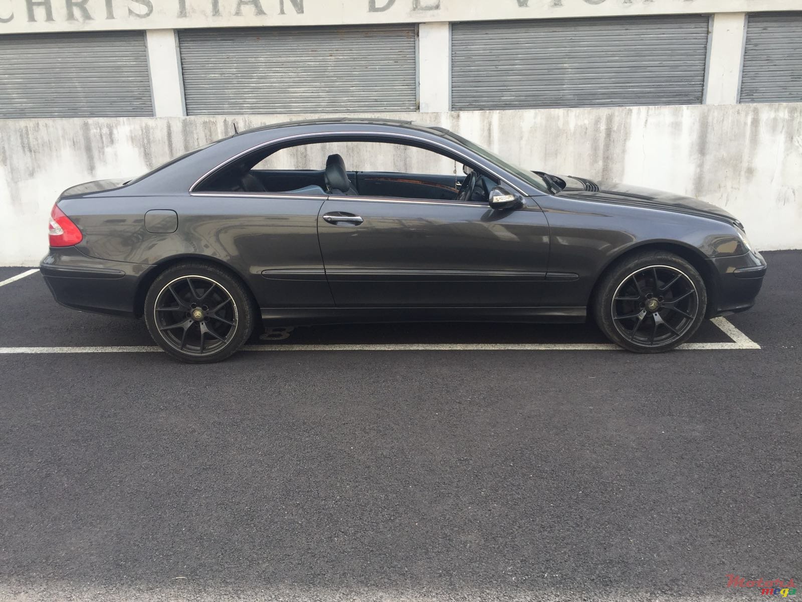 2004' Mercedes-Benz CLK 200 photo #1