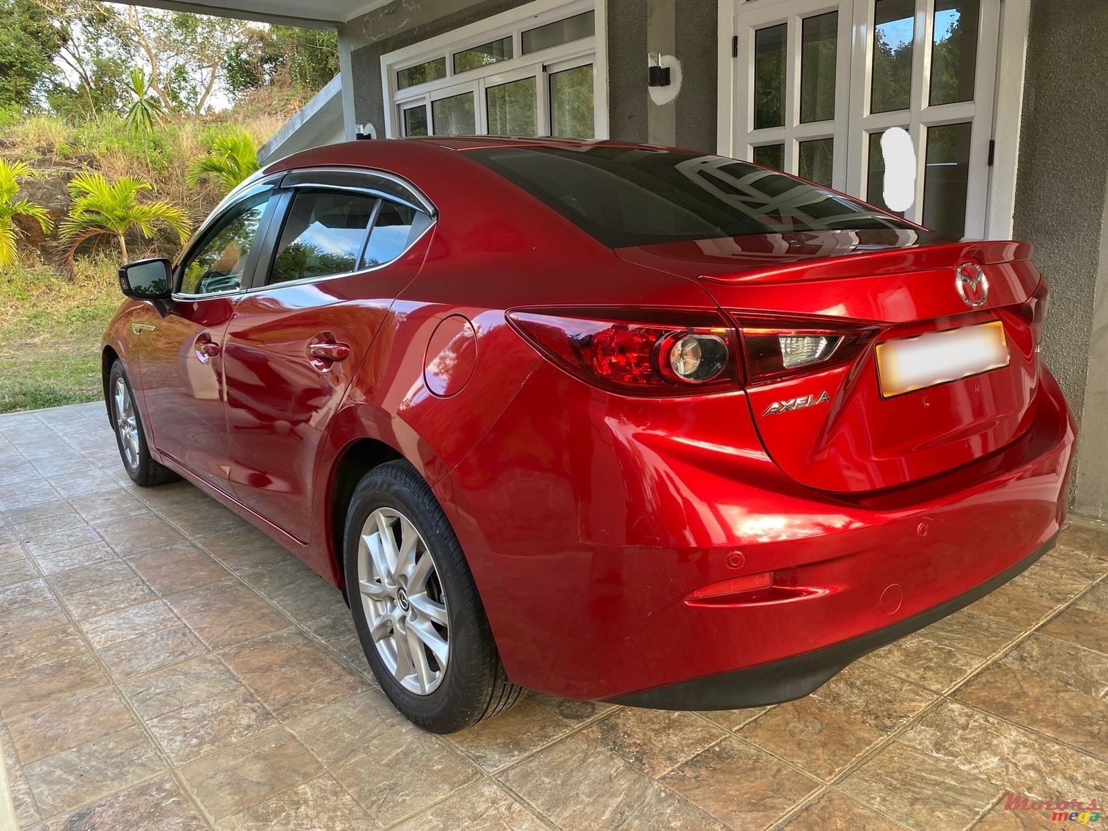 2014' Mazda Axela photo #4