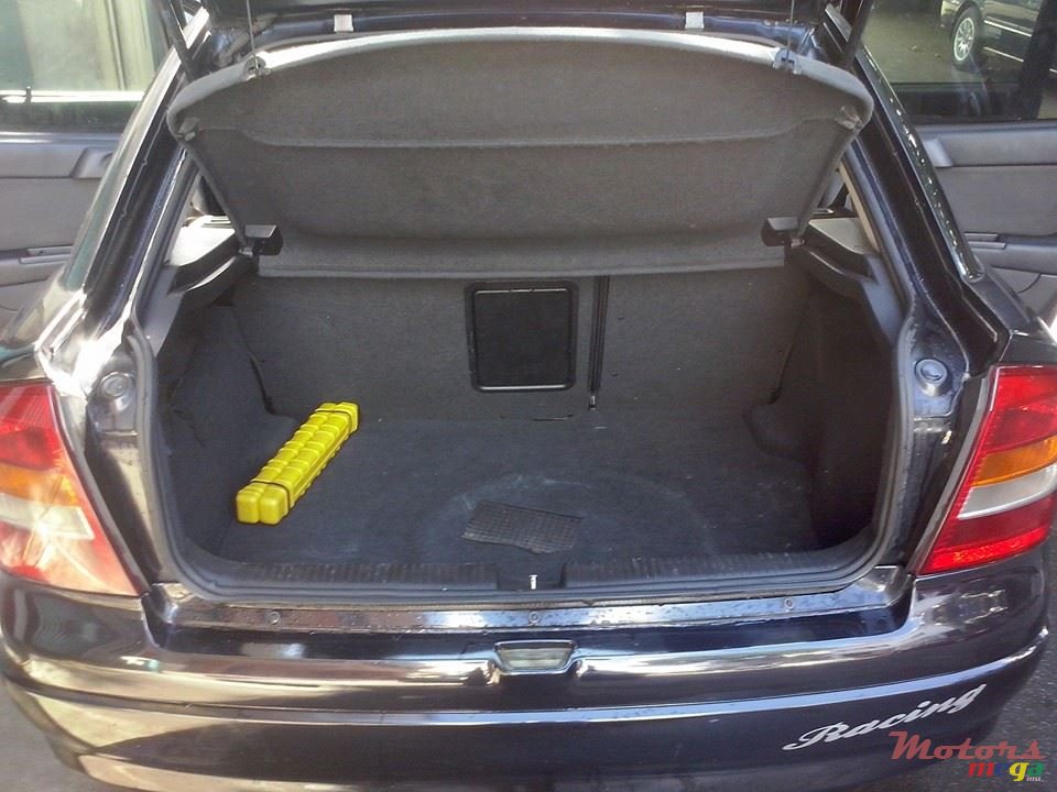 2004' Opel Astra jante cosmic photo #3