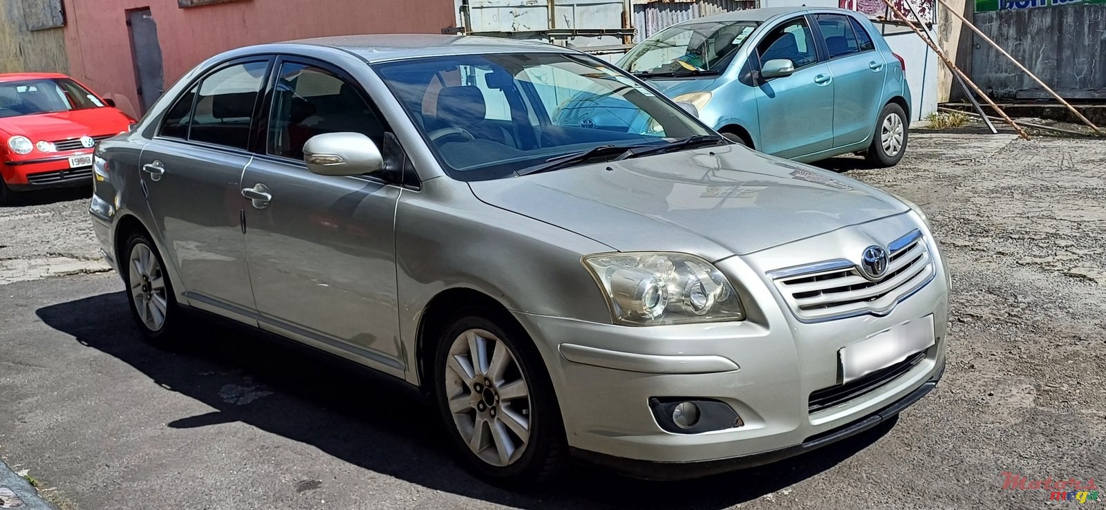 2007' Toyota Avensis photo #1