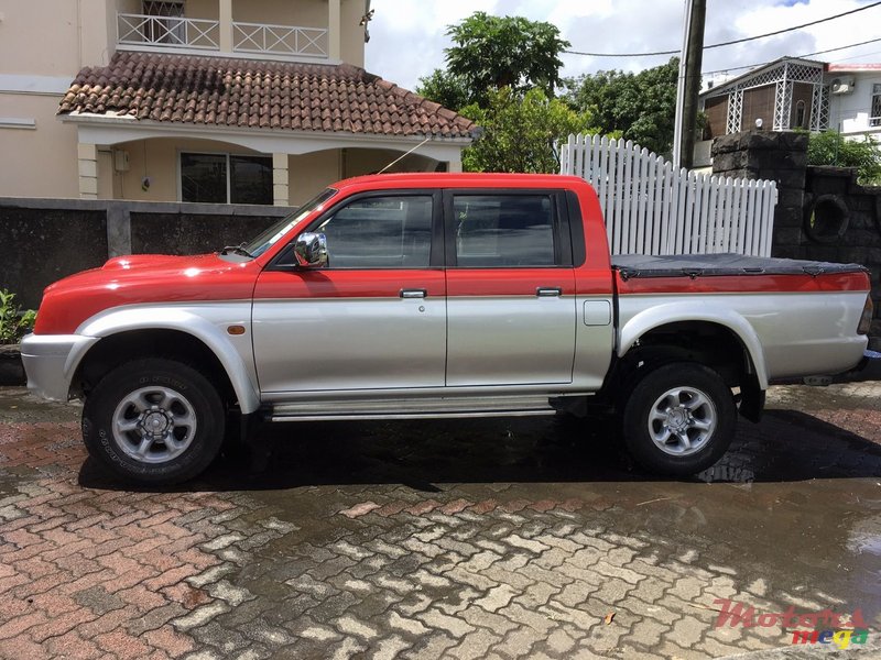 1999' Mitsubishi L 200 photo #1