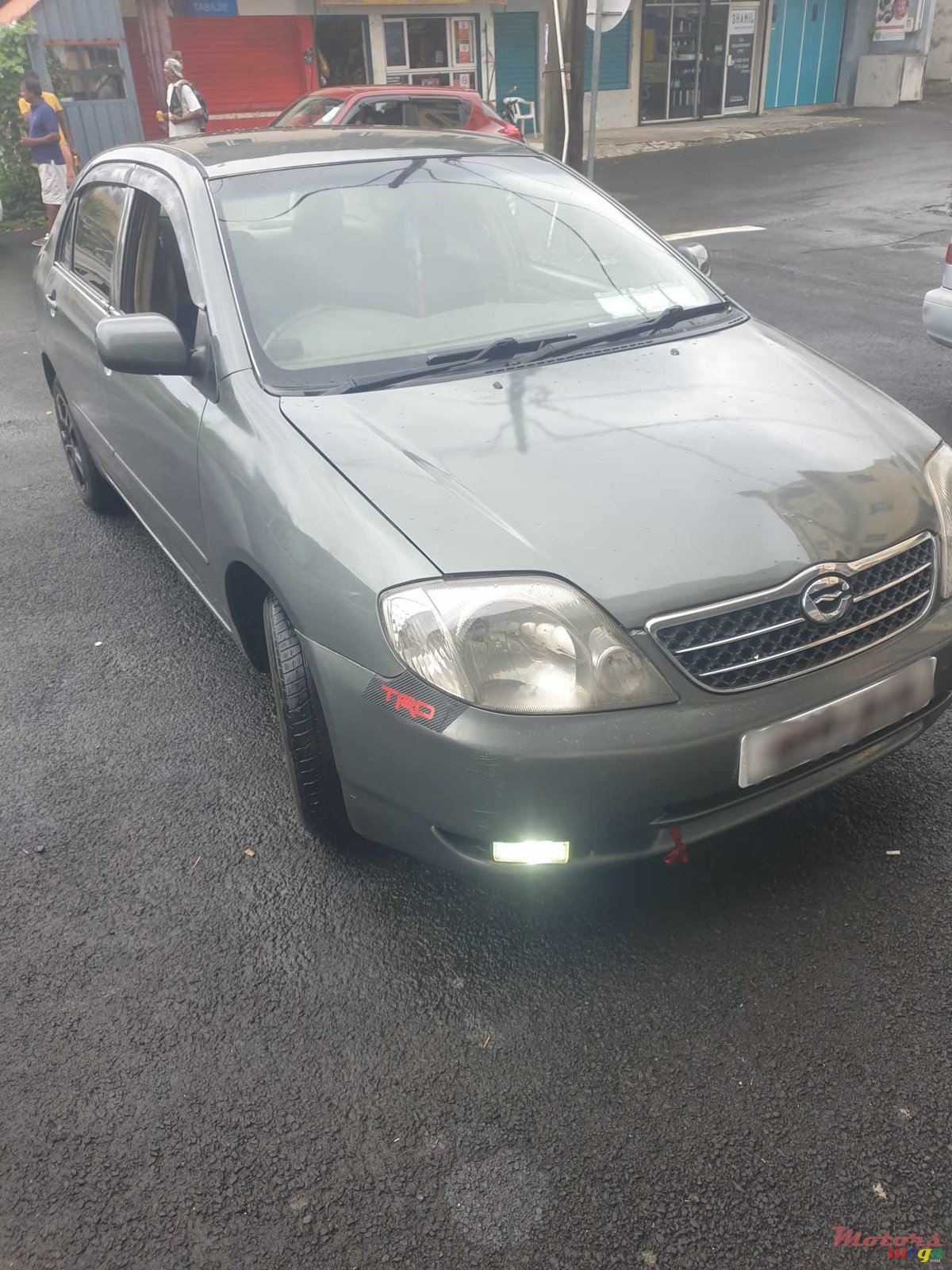 2001' Toyota Corolla photo #2