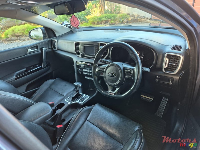 2018' Kia Sportage GT-Line AWD photo #5