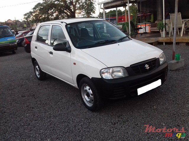 2010' Suzuki Alto photo #4