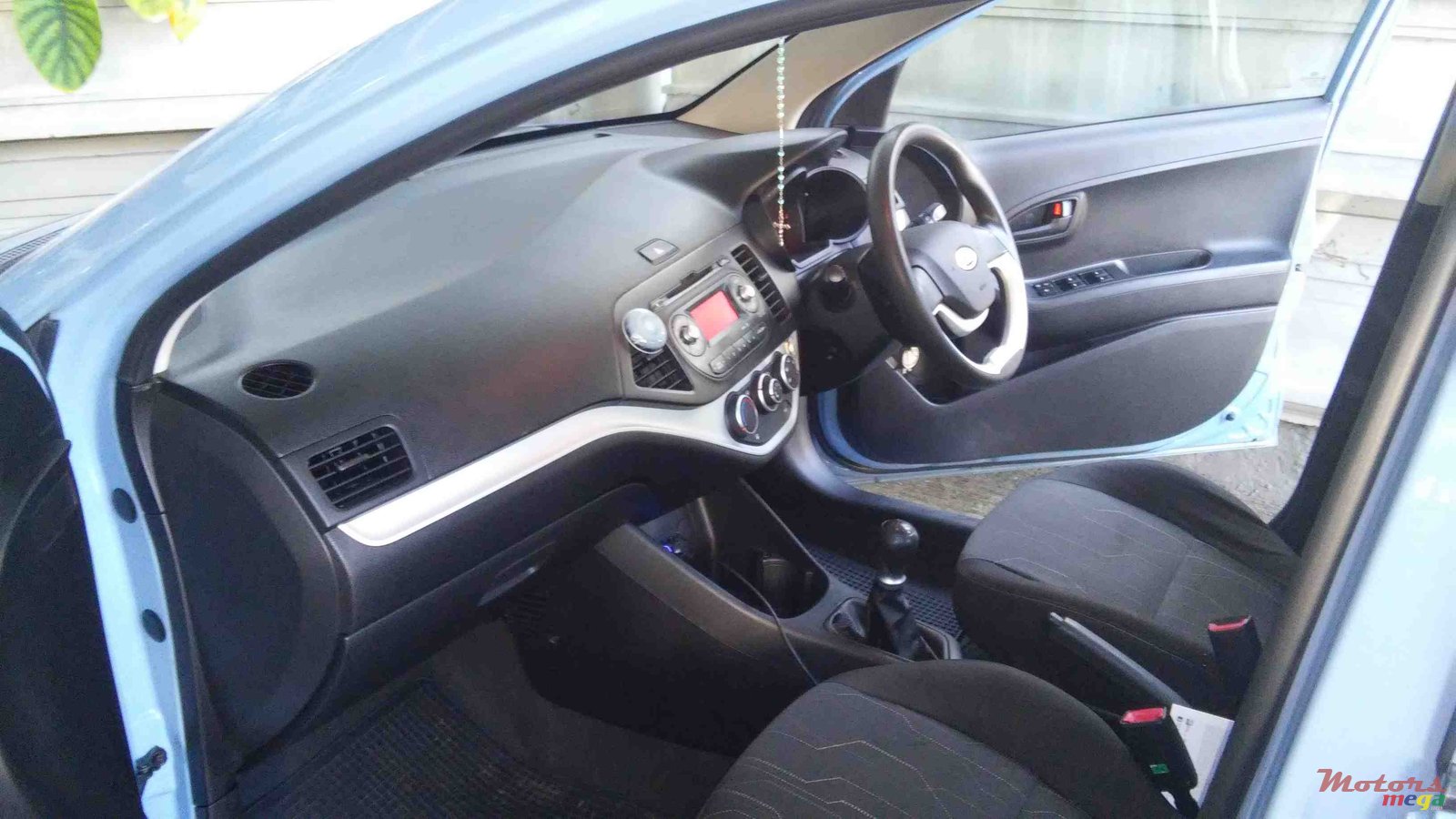 2011' Kia Picanto photo #3