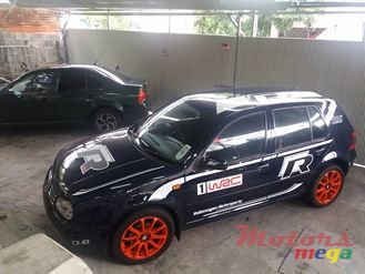 1999' Volkswagen Golf R photo #1