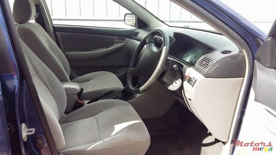 2002' Toyota photo #4