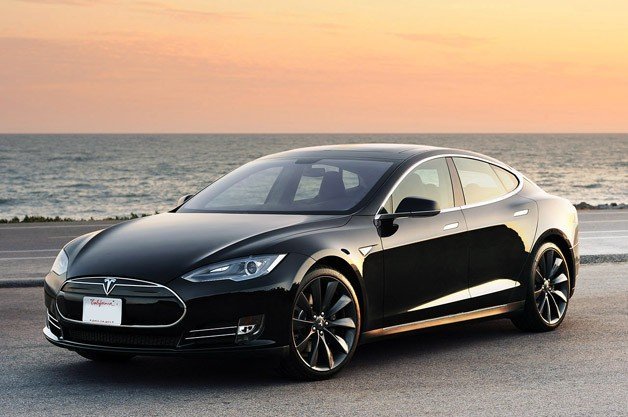 Tesla Model S Wins Automobile Car of the Year 