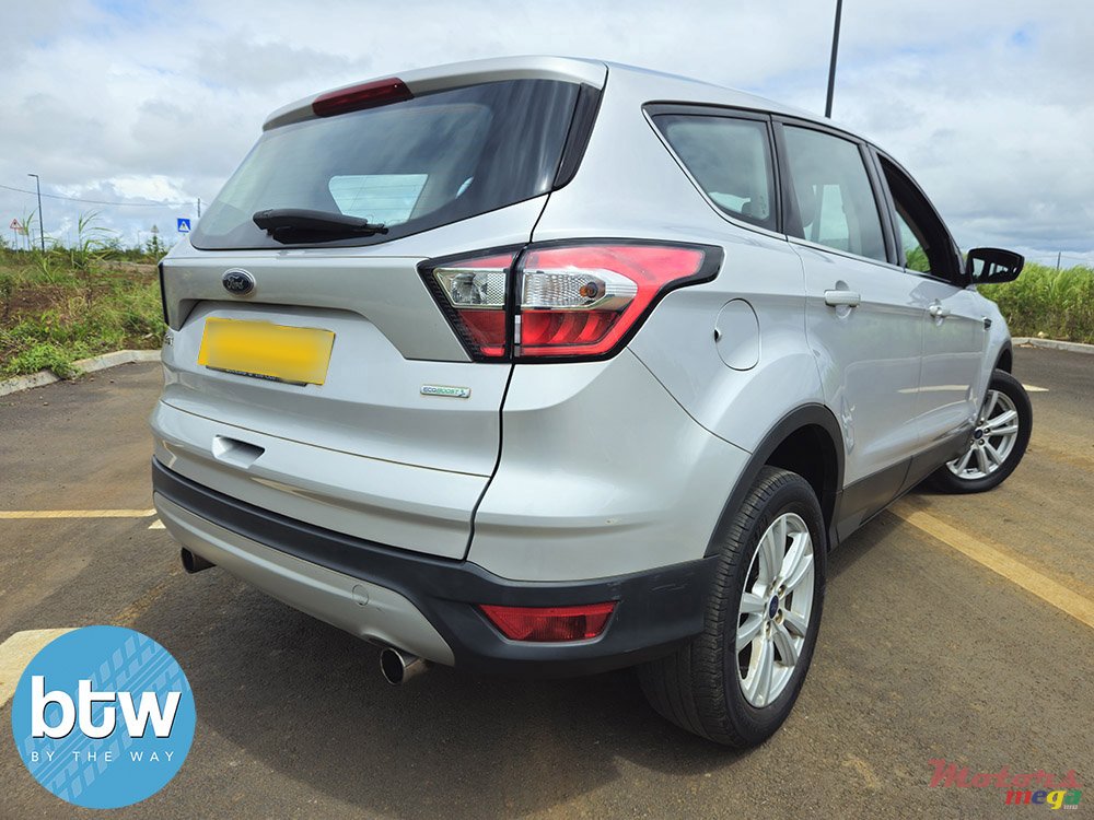 2019' Ford Kuga photo #4