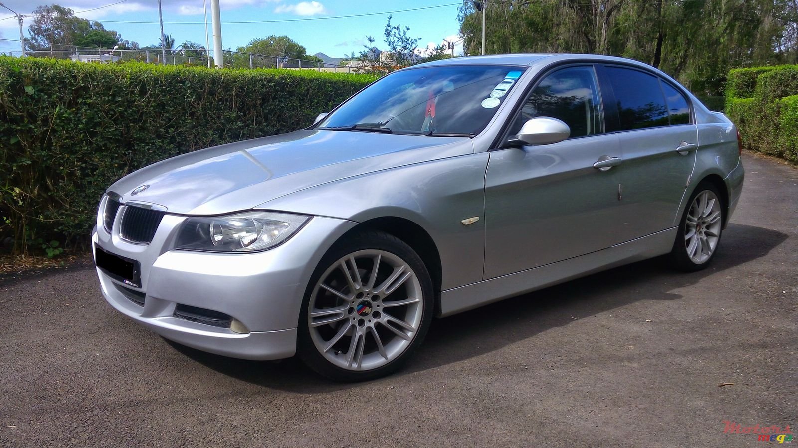 2005' BMW 320 photo #2