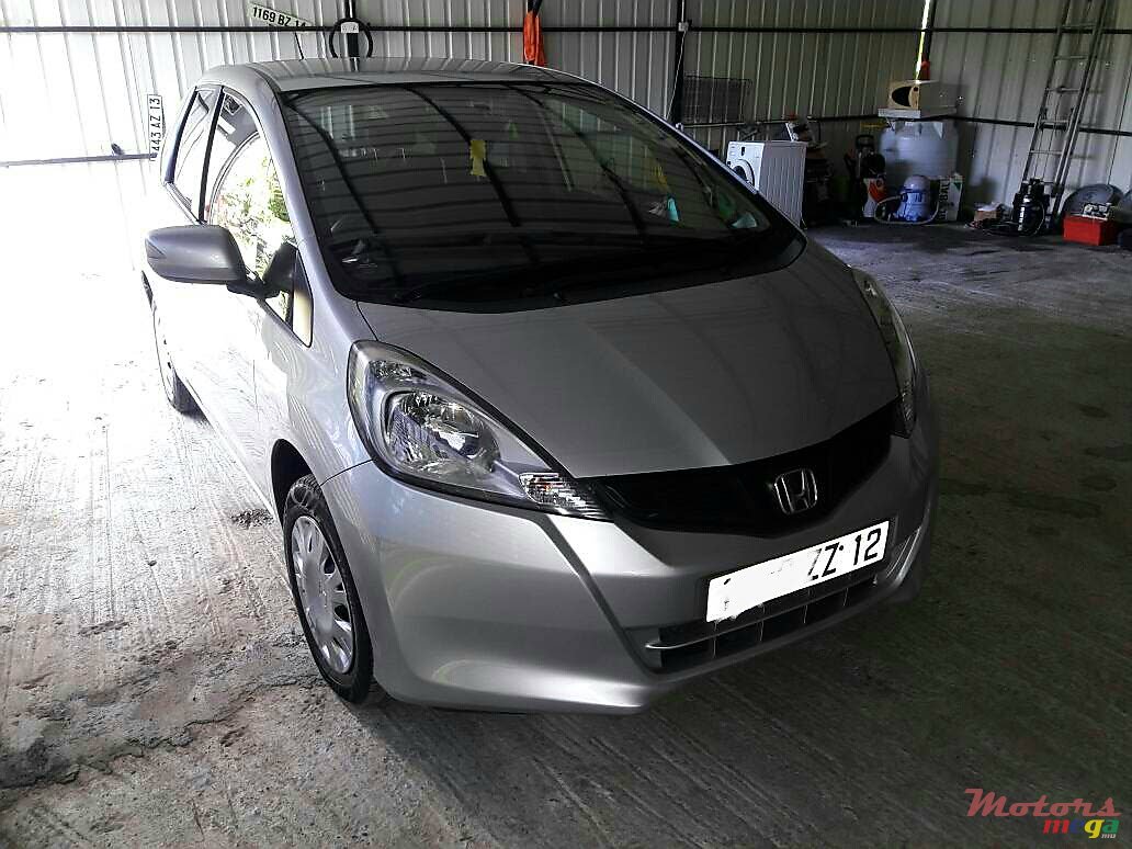 2011' Honda Fit photo #3