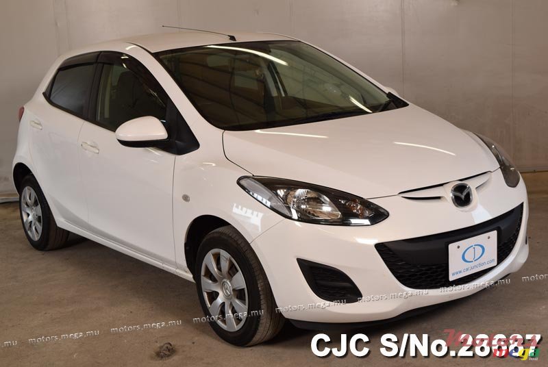 2012' Mazda Demio photo #1