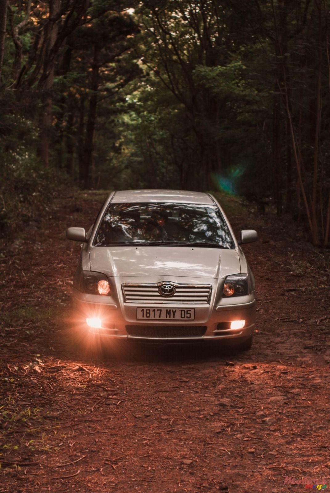 2005' Toyota Avensis photo #6