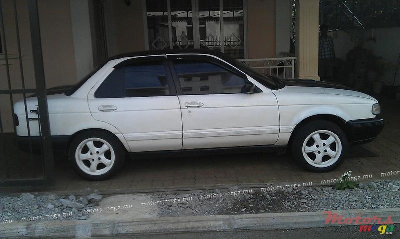 1991' Nissan B13 photo #1