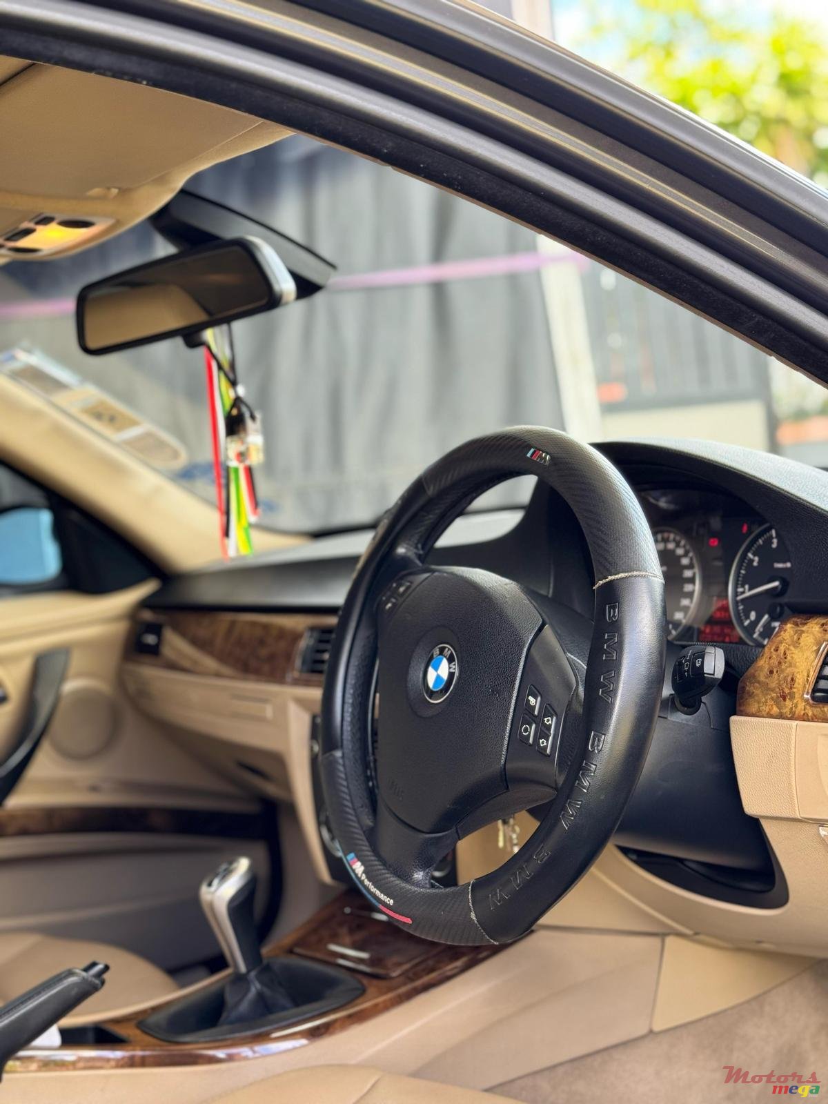 2008' BMW 316 photo #7