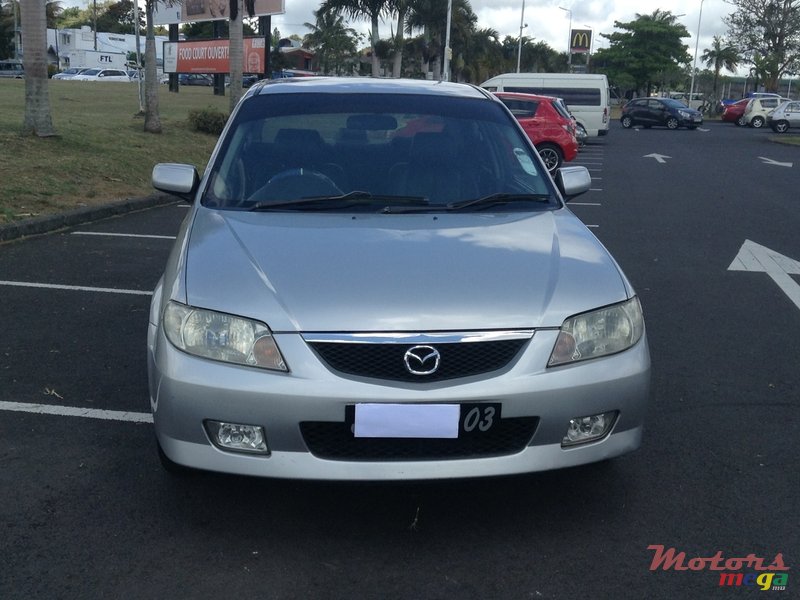 2003' Mazda 323 Protegé photo #1