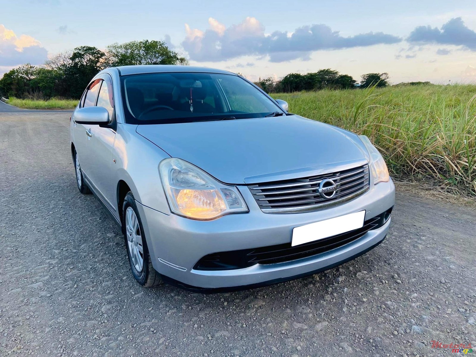 2007' Nissan Bluebird Slyphy photo #5