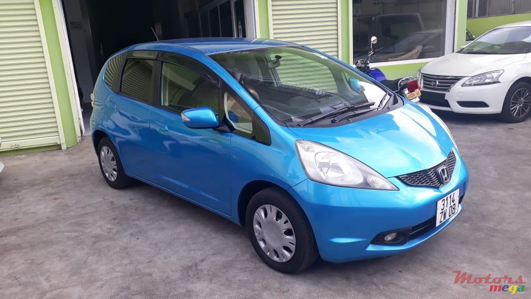 2008' Honda Fit photo #1