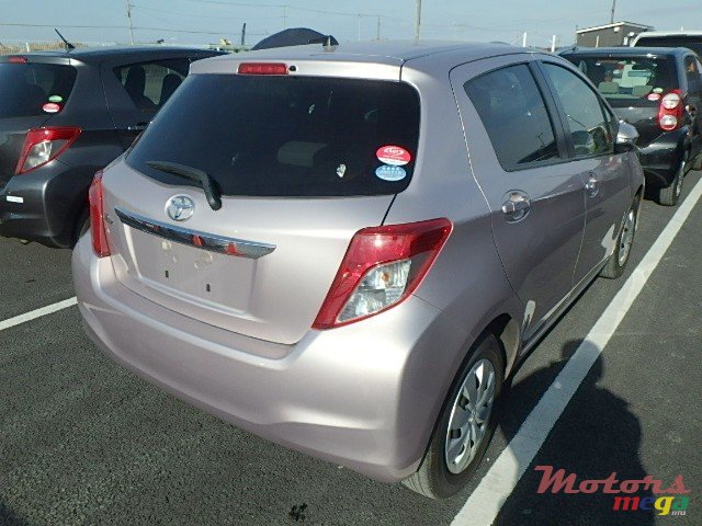 2012' Toyota Vitz photo #3