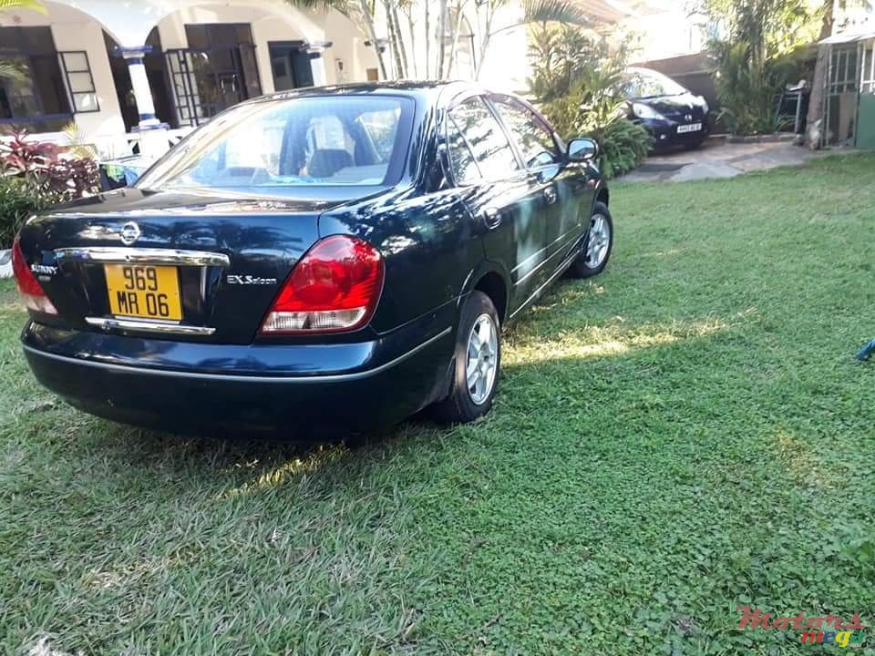 2006' Nissan Sunny photo #2