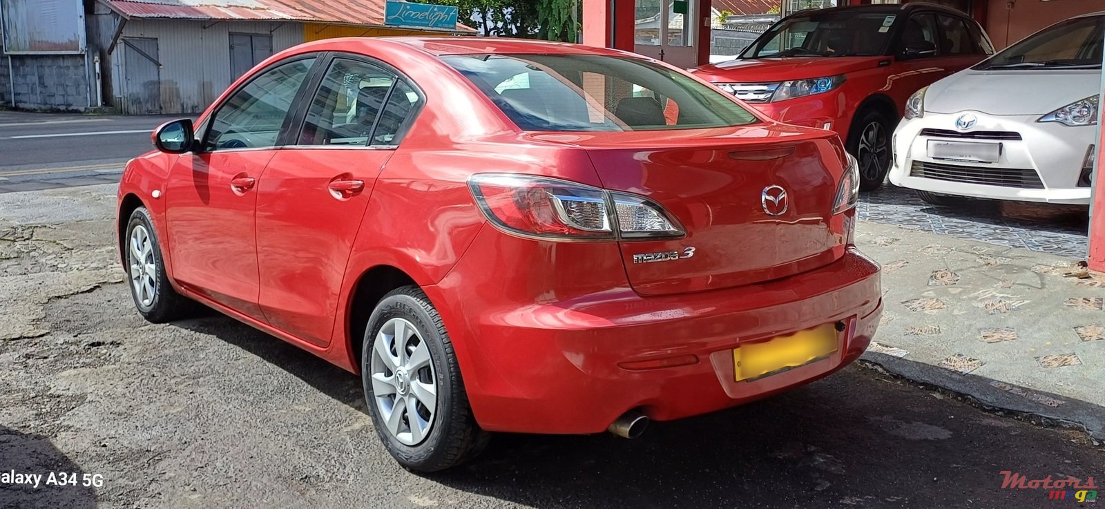 2015' Mazda 3 photo #3