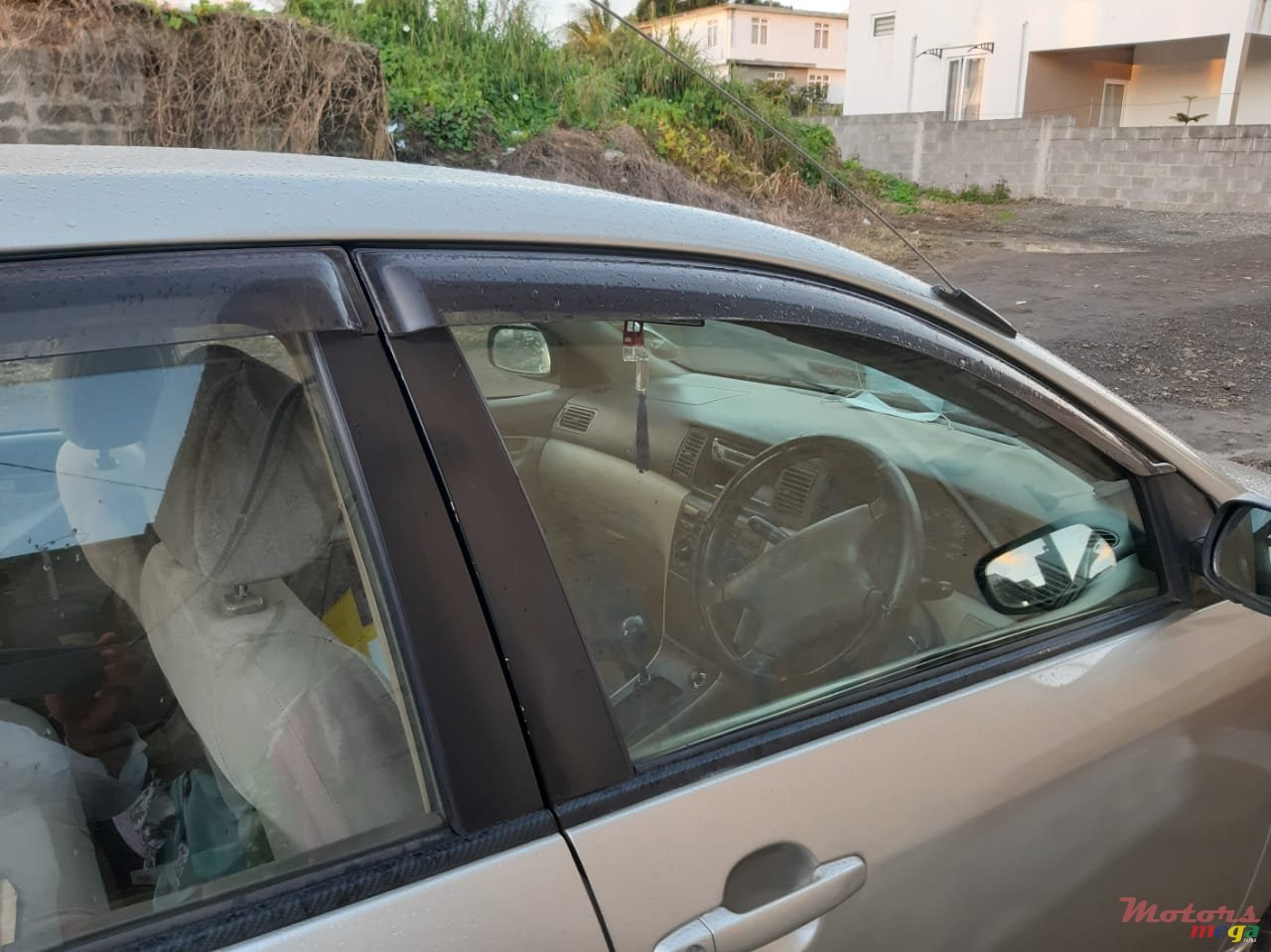 2001' Toyota Corolla photo #5