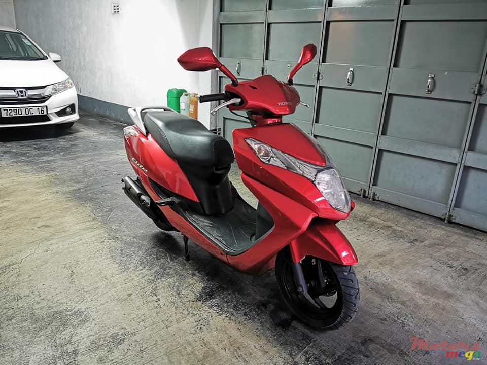 2014' Honda Elite photo #1